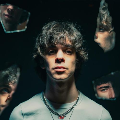 Ezra - glass house (feat. Braden Bales)