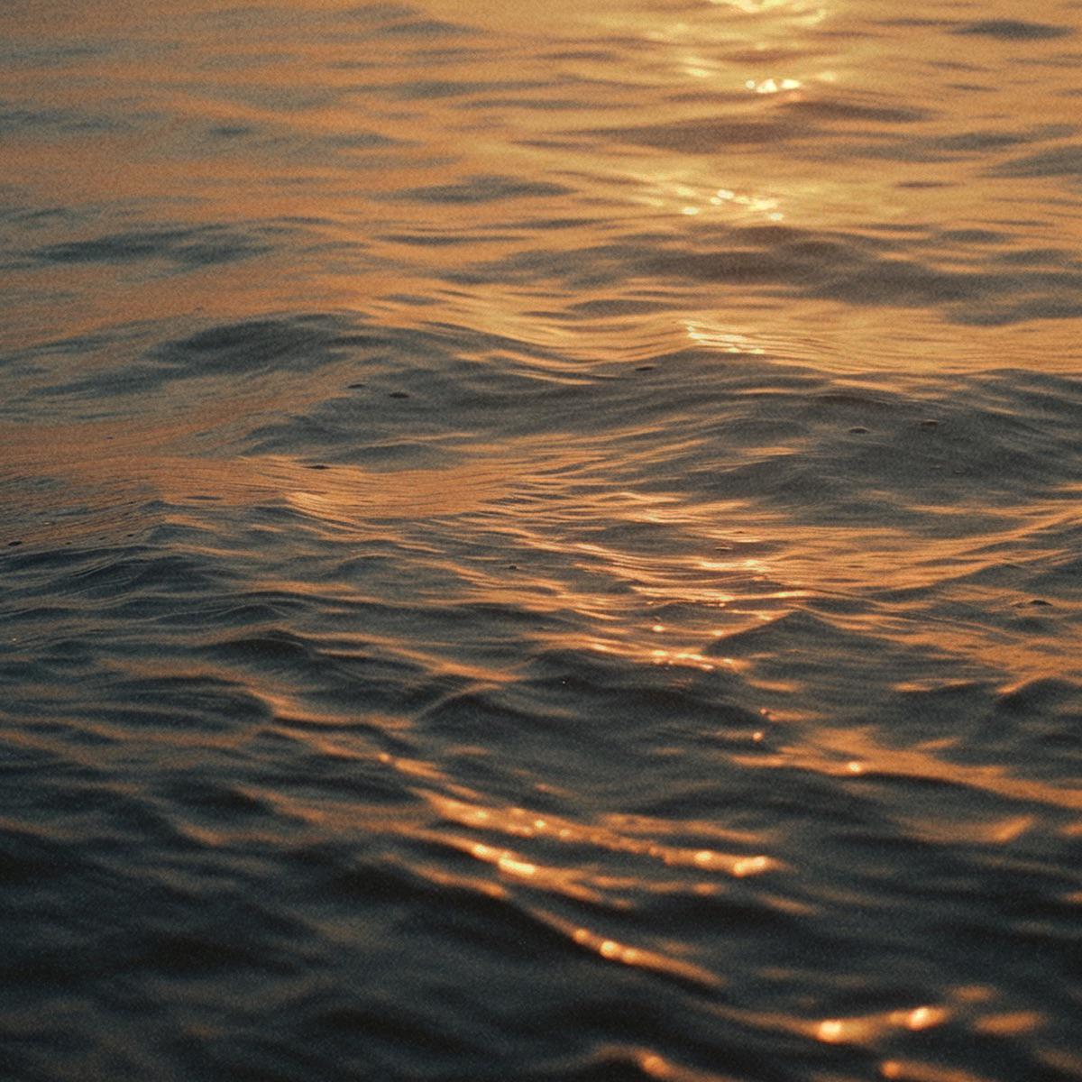 Lumin - Slowly (Thunderstorm)